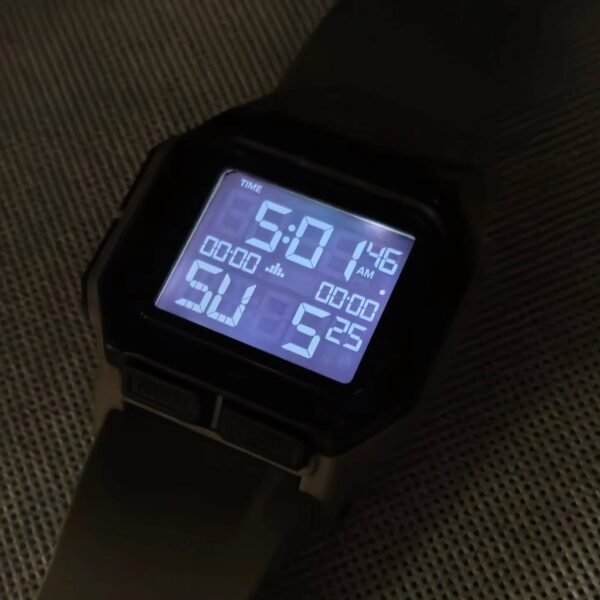 NIXON REGULUS – All Sand