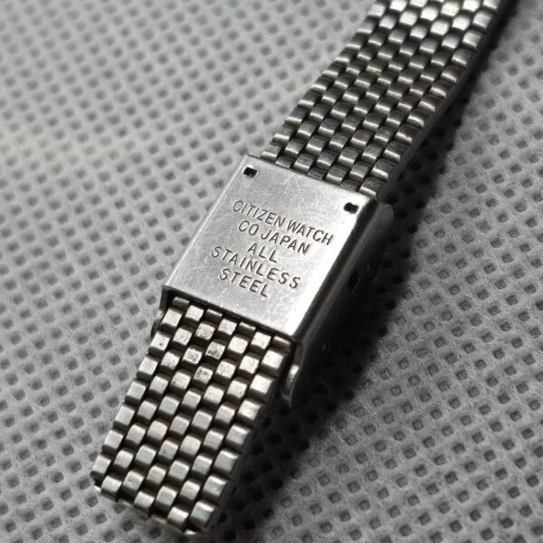 Citizen Quartz Tank – (Female)