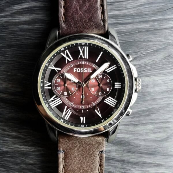 FOSSIL Grant Chronograph – Burgundy Dial
