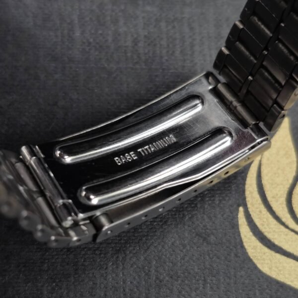 Aureole Quartz – Titanium