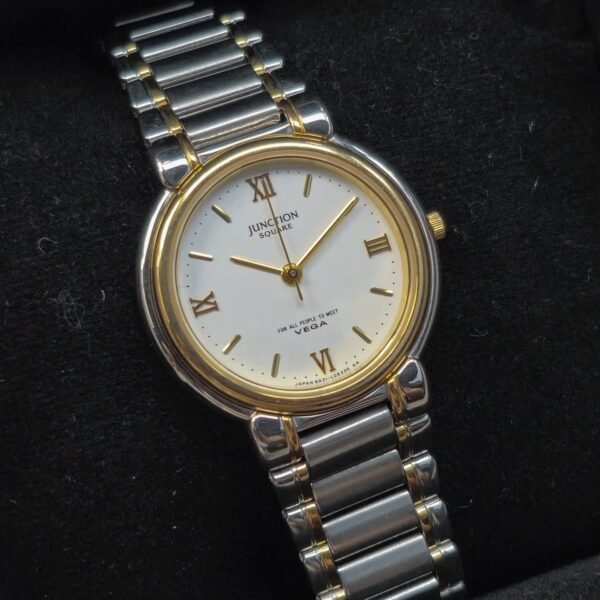 Citizen Junction Square Vega