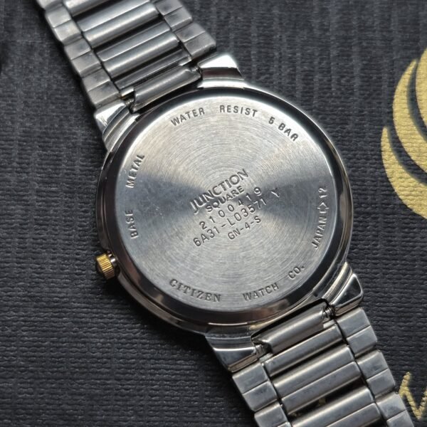 Citizen Junction Square Vega