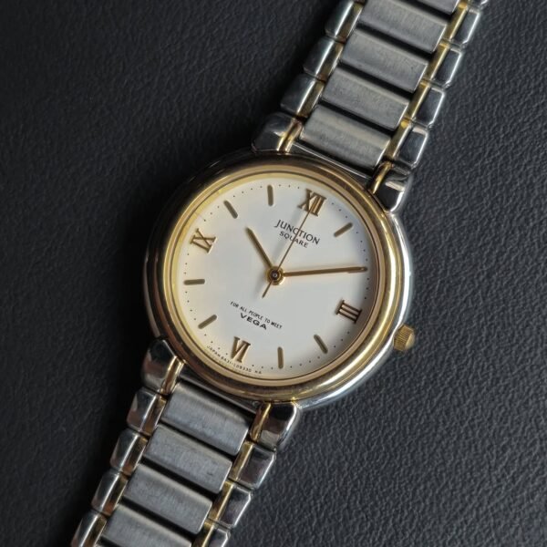 Citizen Junction Square Vega