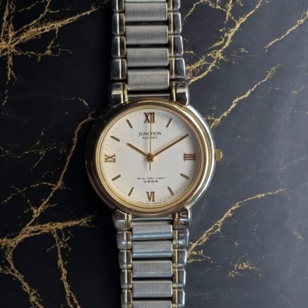 Citizen Junction Square Vega