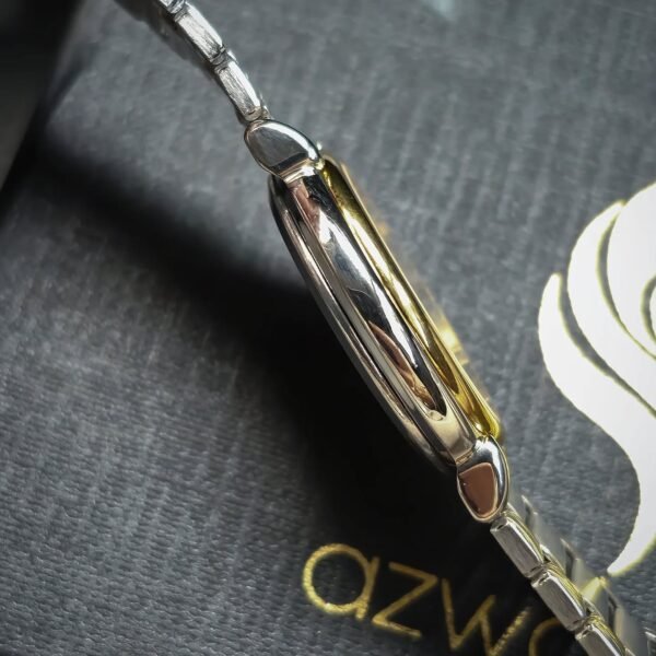 Citizen Junction Square Vega